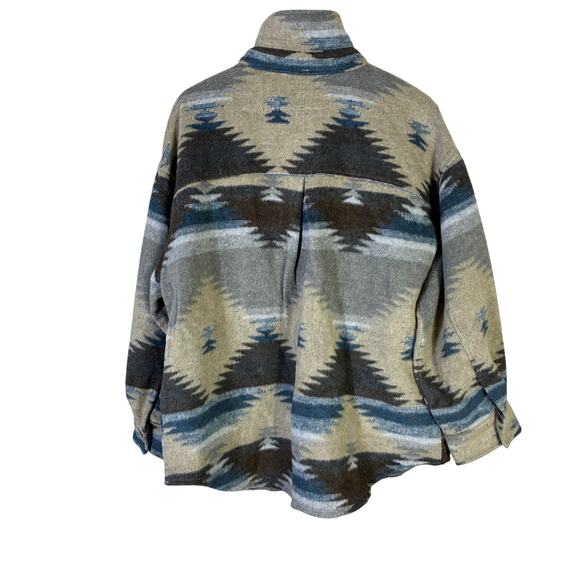 Outdoor Collection Aztec Fleece Shacket Mens L Beige Blue Button Front Western - Picture 3 of 7